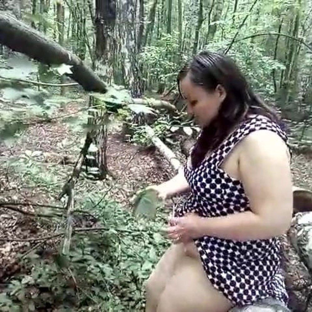 Обкончали толстушек в лесу