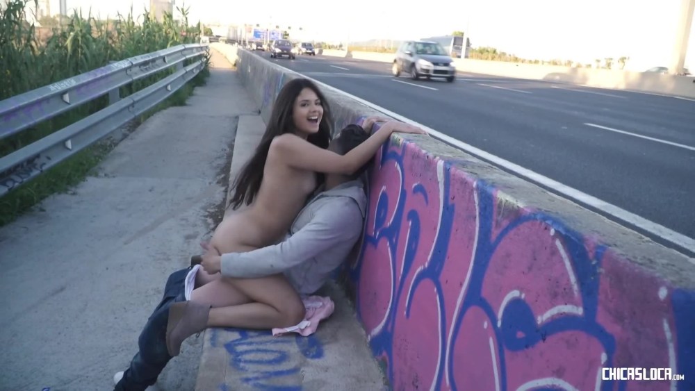 Amateur couple fucking on a Highway by public Entertainment
