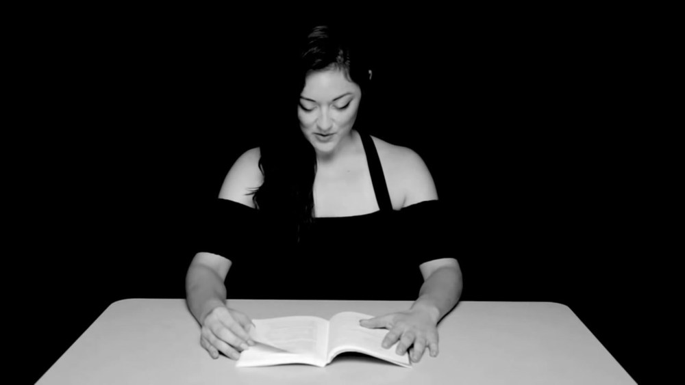 Hysterical Literature стоя