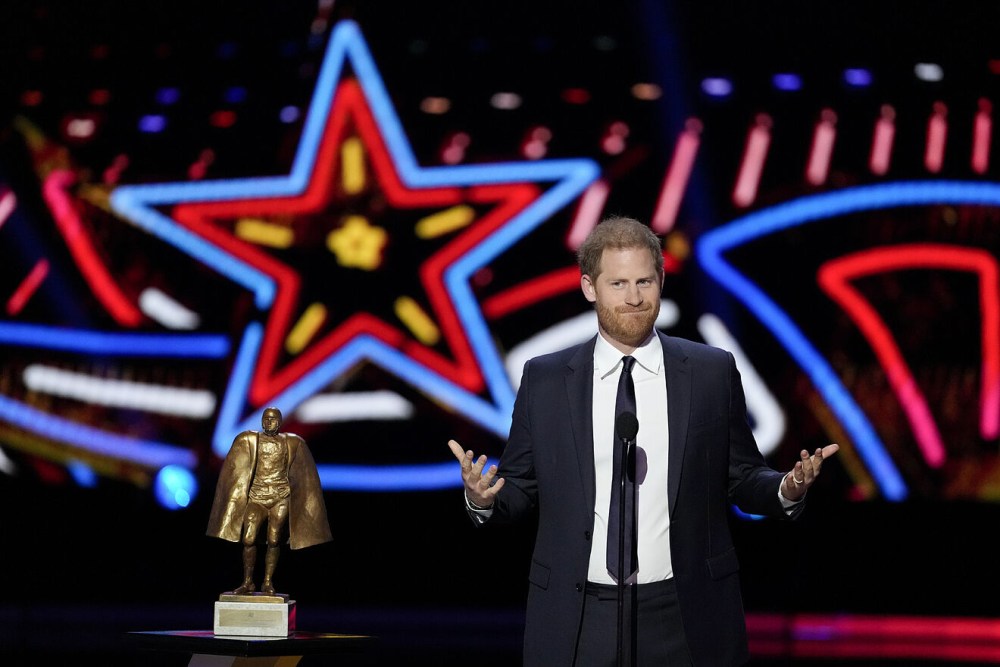 Walter payton man of the year award