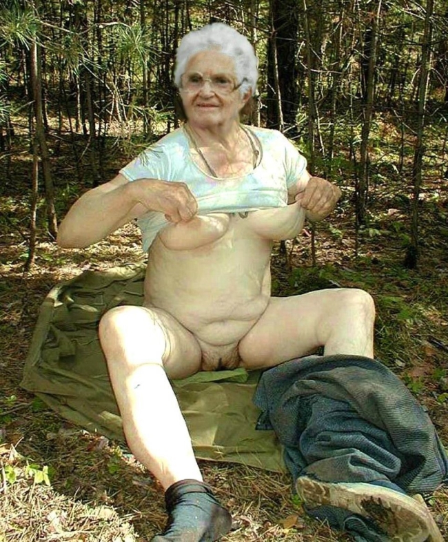 Зрелые бабушки голые