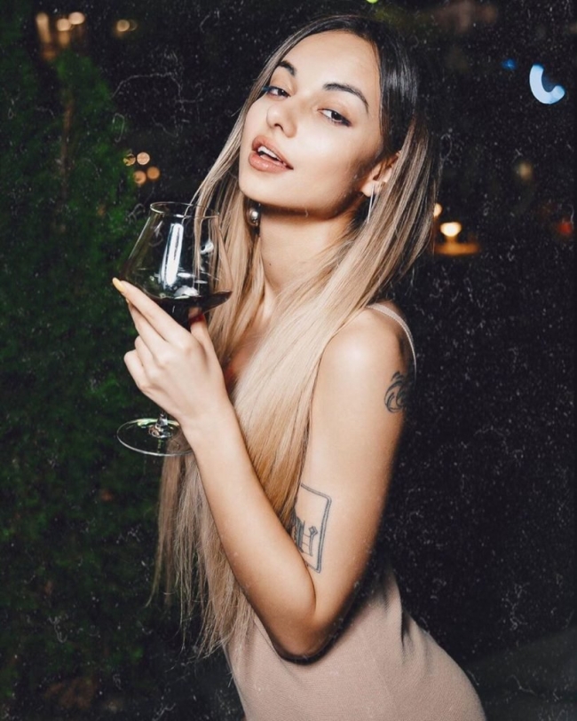 Алина Чусь батл