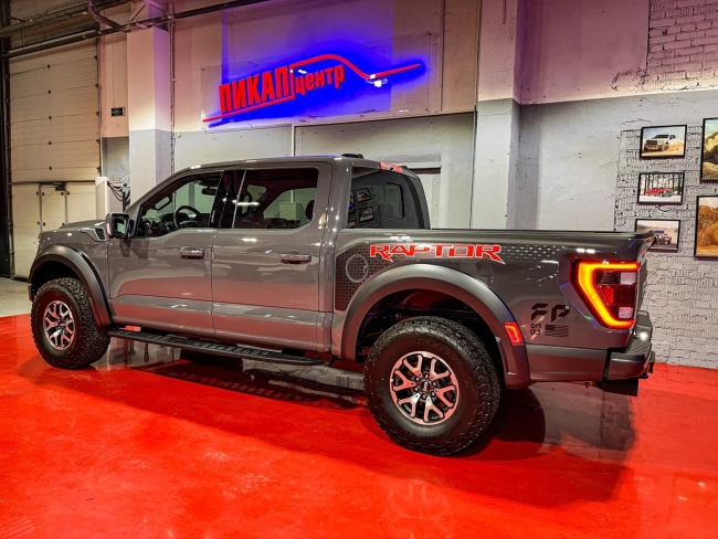 Ford f150 raptor 2022