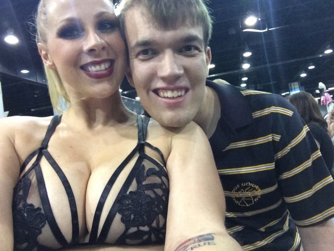 Womenlover007 exxxotica участницы
