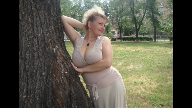 Грудастые женщины в возрасте