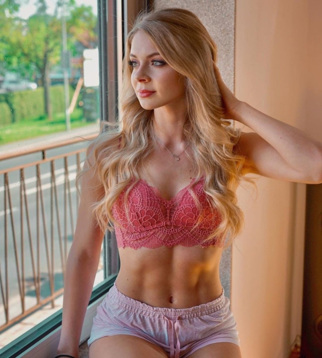 Christina lionscat
