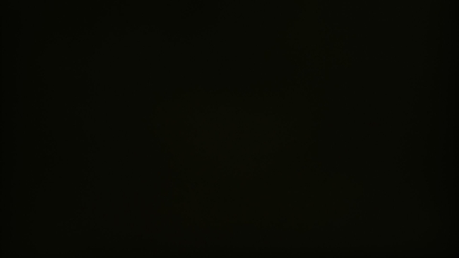 На черном фоне